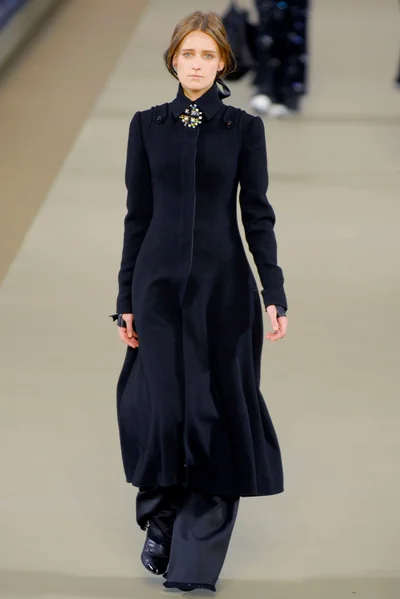 Look 14